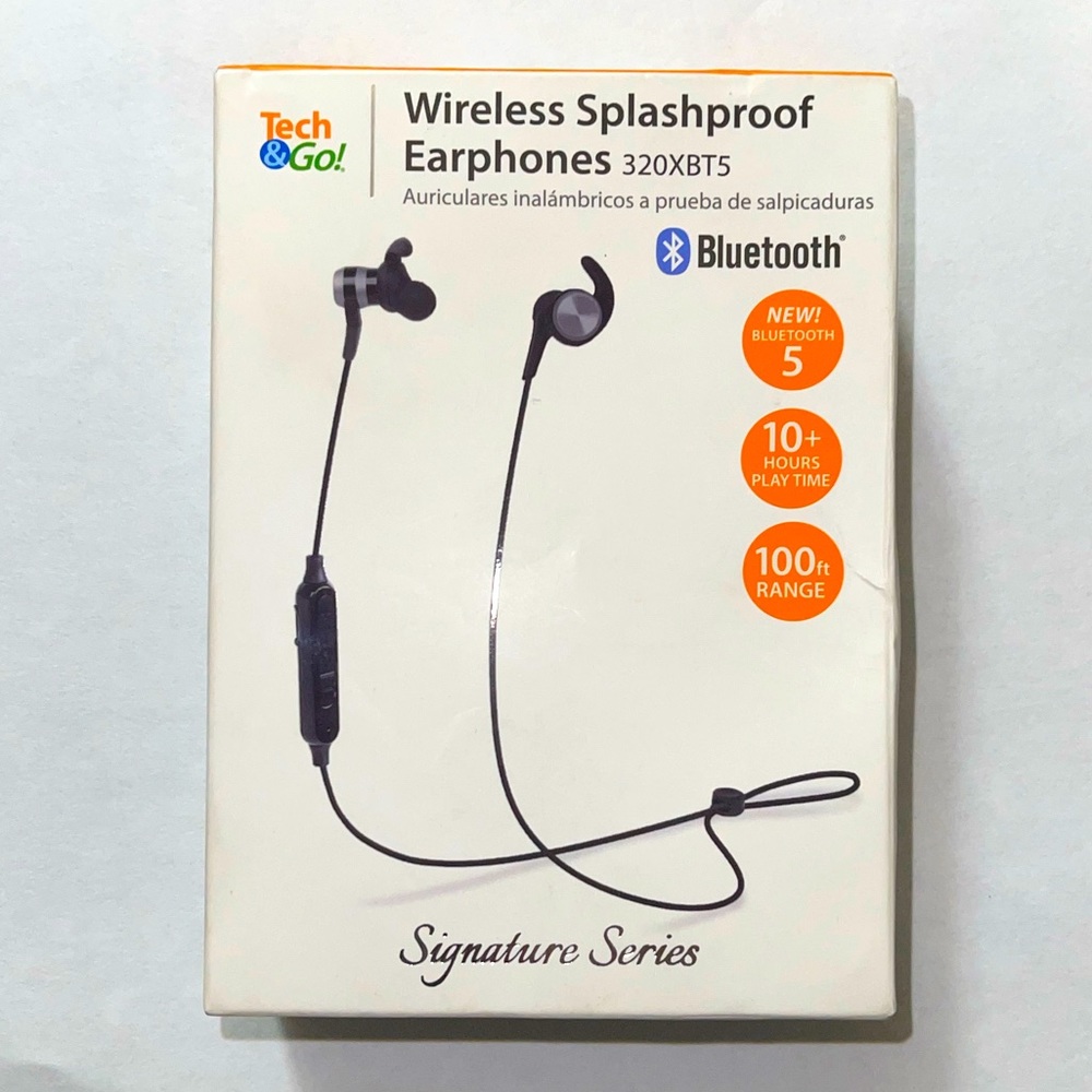 Wireless Splashproof Earphones 320XBT5 New Bluetooth 10+Hr. Play Time 100 Ft/NEW